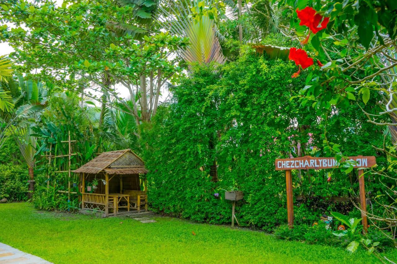Chez Charly Bungalow Nai Yang Beach Exterior foto