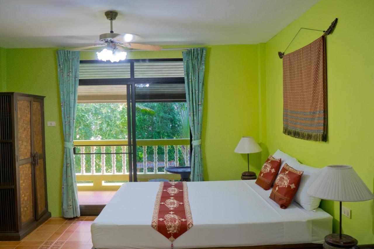 Chez Charly Bungalow Nai Yang Beach Exterior foto